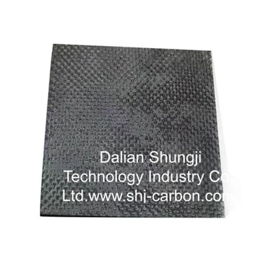 Prodotti compositi in carbonio per forni a vuoto